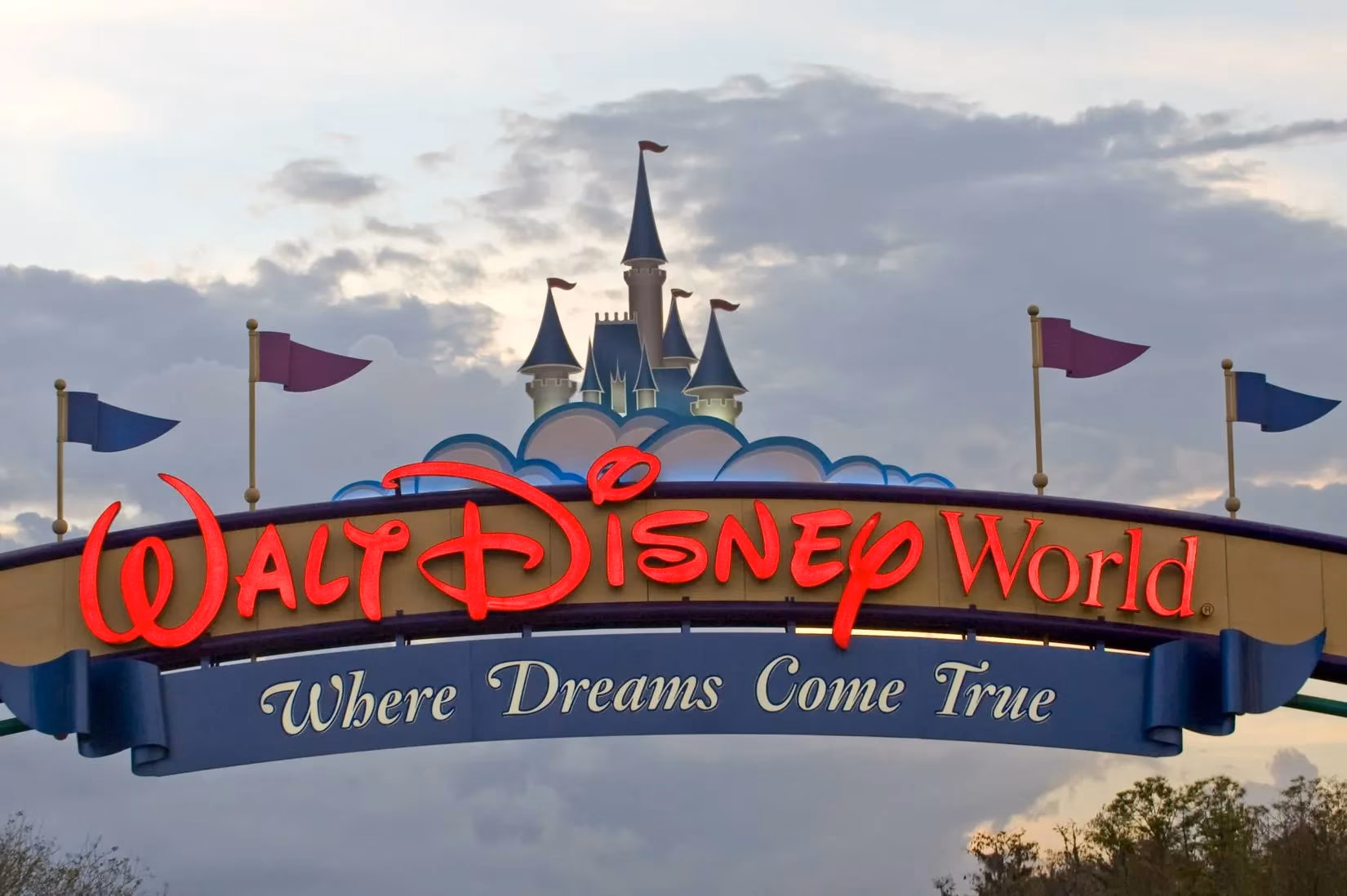 disney-world-s-2026-evolution-saying-goodbye-to-classics-and-hello-to-new-magic-image-1