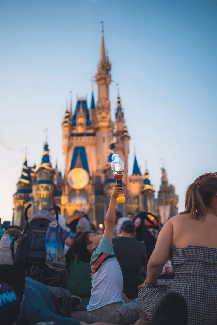 inside-disney-world-s-secret-cinderella-castle-suite-the-ultimate-unbookable-experience-image-1