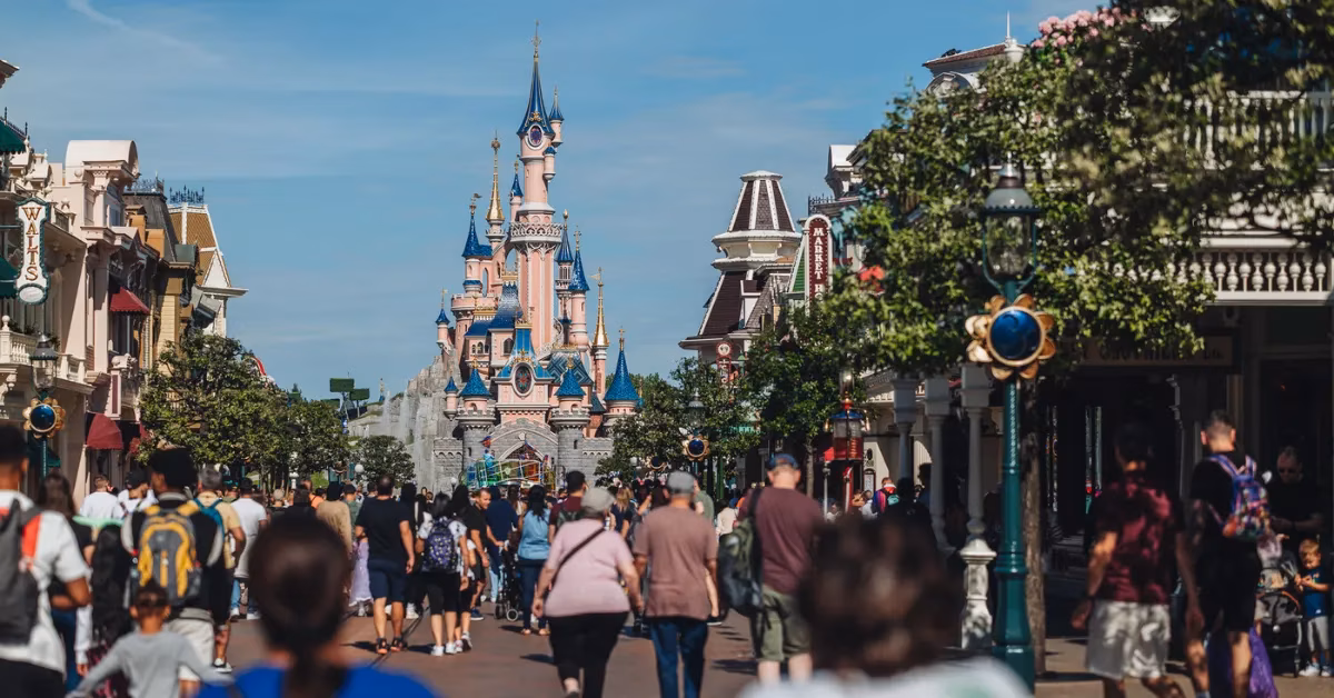 is-disney-magic-fading-recent-scandal-mixed-reviews-make-me-rethink-my-2026-trip-image-0